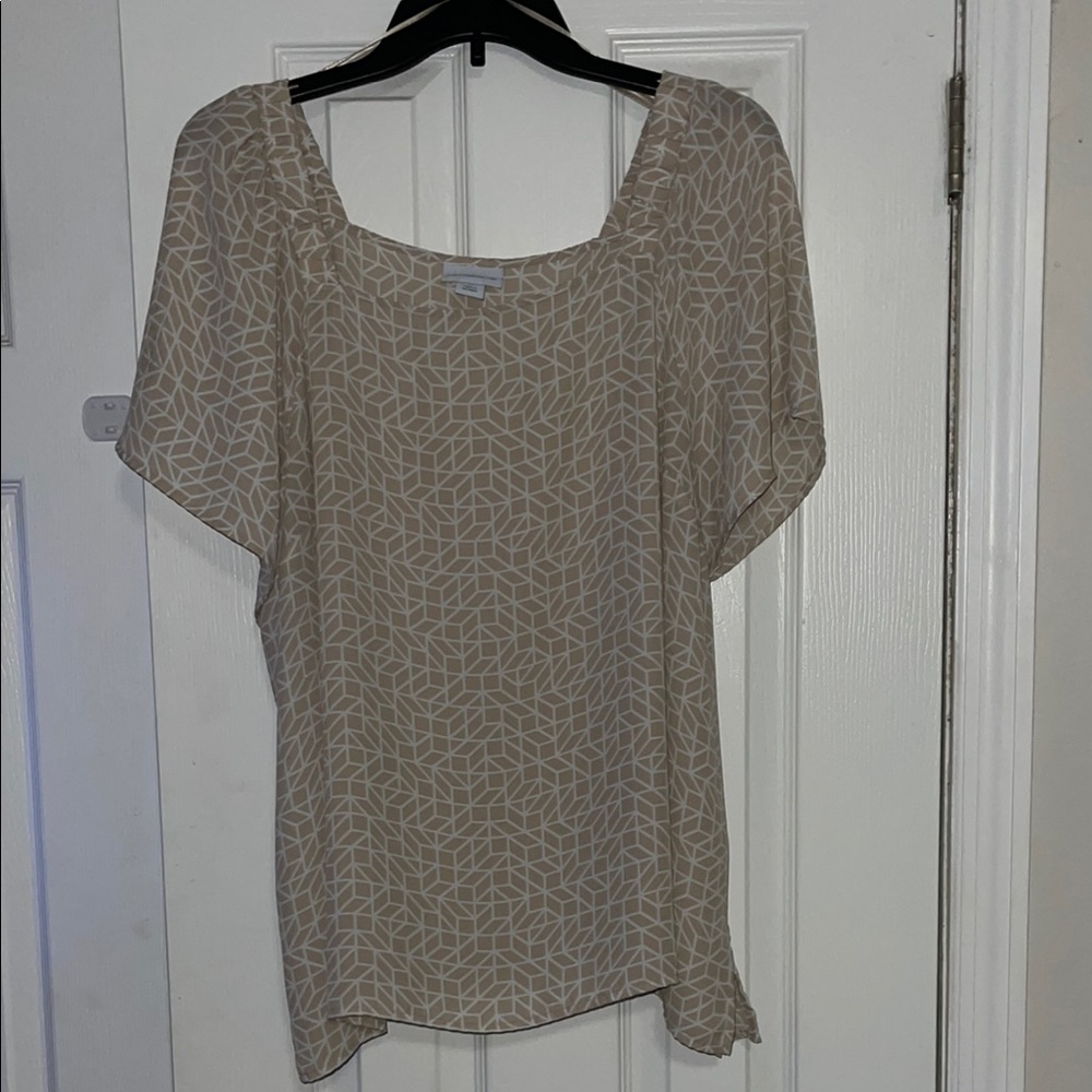 Geometric Patterned Cream Top